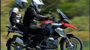 BMW R1200 GS, essai (2013) - la révolution liquide ! (Moto Magazine)
