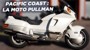 Honda Pacific Coast : la moto la plus étrange de chez Honda ?