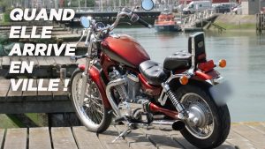 Suzuki Intruder 800, quand elle arrive en ville...